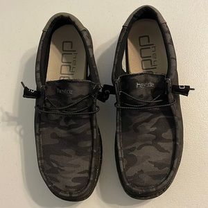 Hey Dude Wally Shade Camo Shoes Comfort Slip On Mens 12 Black